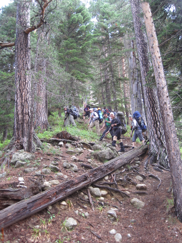 Тропа &quot;прощай колени&quot;, спуск к реке Псыш