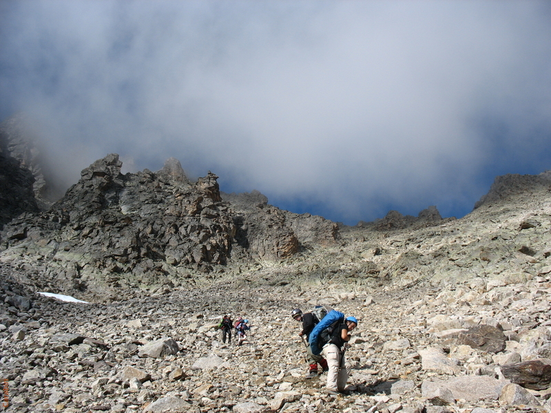 Спуск с перевала Куршоу Верхний