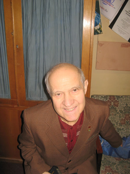 Михаил Халип...