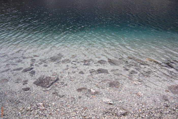 Необыкновенно прозрачная вода. До посинения