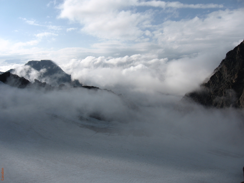 затуманивает