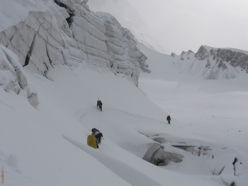 спуск с перевала Бригантина