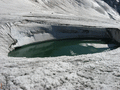 одно из озер на леднике Куйлю Южный