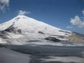 Снежно-ледовое плато Джикаугенкез и Эльбрус