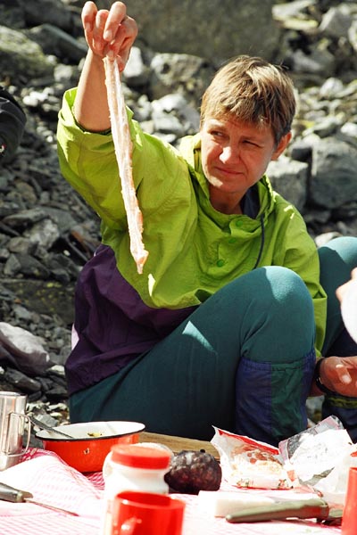 Завхоз назвал ЭТО мясом...