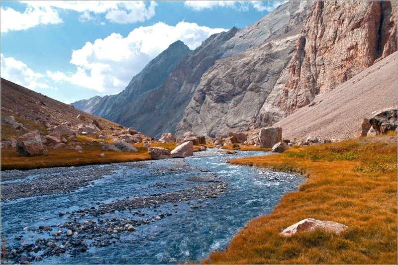 Река правый Зиндон, по пути к Большому Алло