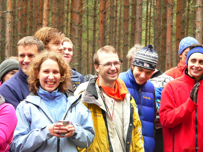 На брифинге как всегда рассказывали что-то смешное