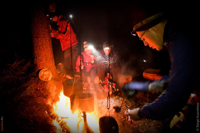 Чай и костер для уставших спортсменов