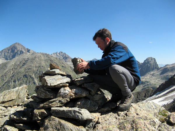 Сергей Кузнецов заваливает перевальную записку