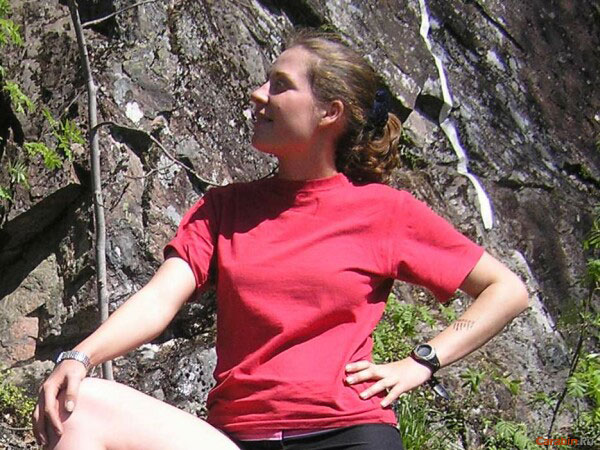 Секундометрист Ю. Кремнева с двумя часами