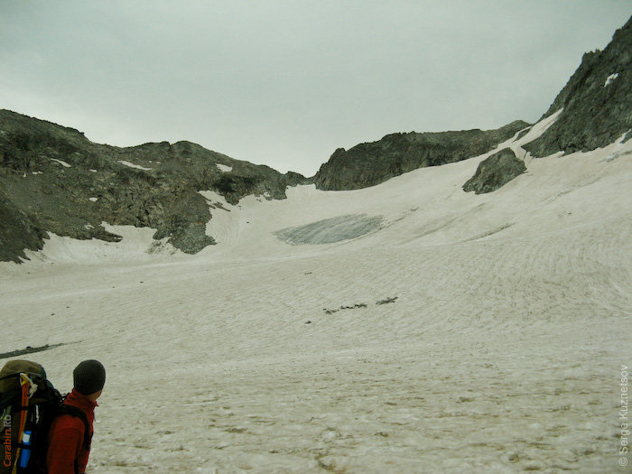 Вид на пер.Саламандра (Безымянный?) и пер.Узловой