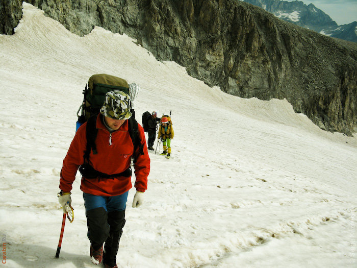Под пер.Даут Западный