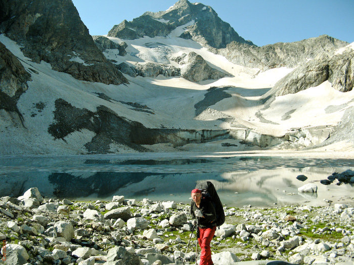 Мертвое озеро