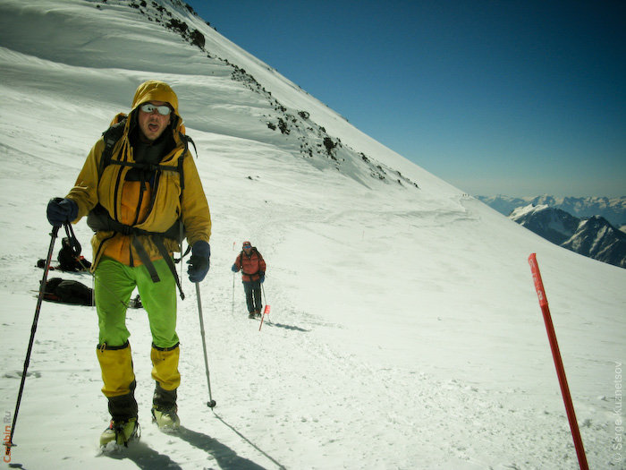 На седле Эльбруса