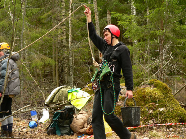 С веревкой и ведром