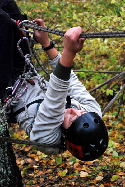 В паутине из веревок