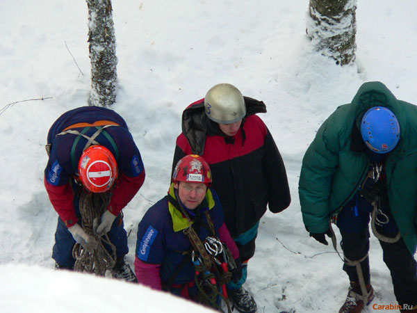 Команда &amp;quot;Снаряжение&amp;quot; перед этапом &amp;quot;Подъем пострадавшего в коконе&amp;quot;
