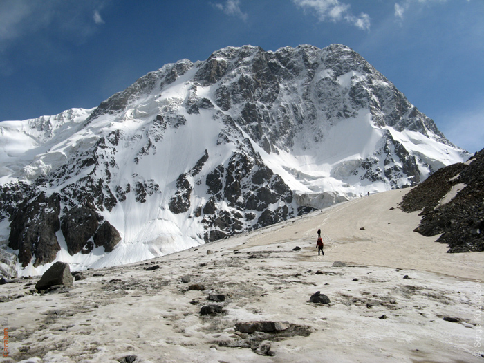Пик Джигит с другой стороны