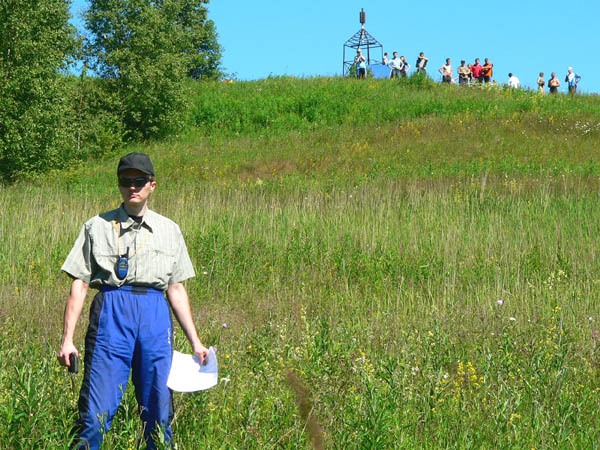 Судья готовится стрелять =)