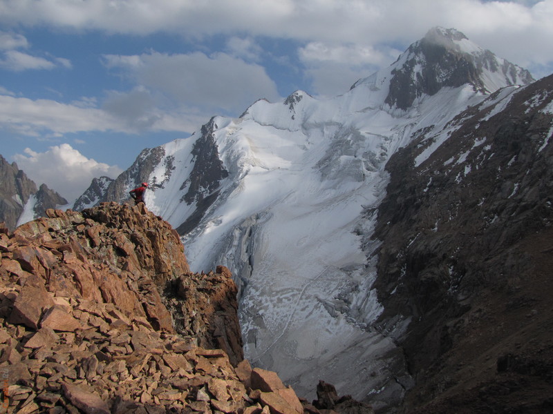перевал Верблюд и пик Комсомола