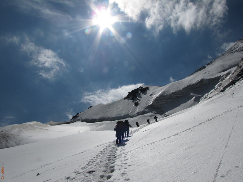 Пока пешком