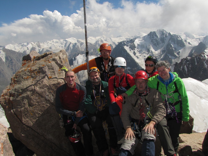 пик Комсомола