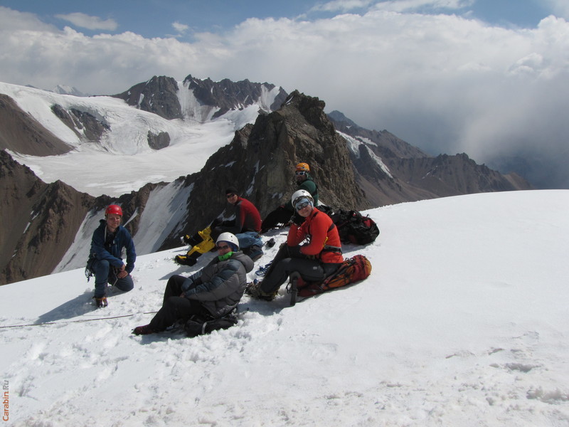 с видом на Сыргымалымуз